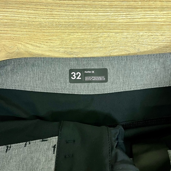 Hurley Phantom™ One and Only Pool / Boardshorts 20" Men's Size 32 - Picture 7 of 8